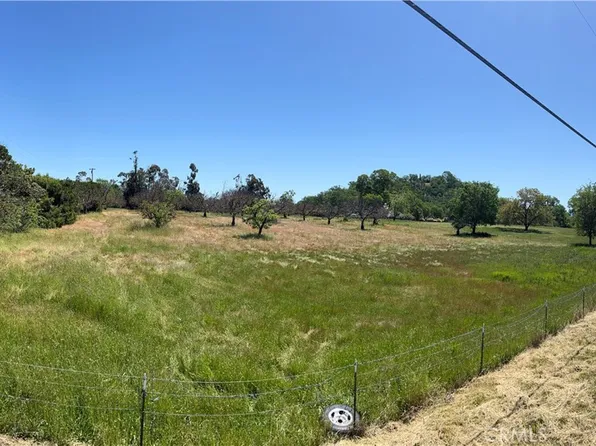 3068 Hill Rd E, Lakeport, CA 95453
