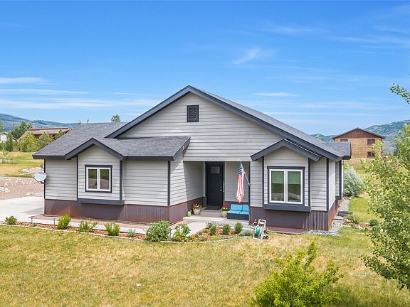 3rd image of 30650 Reinsman Court
