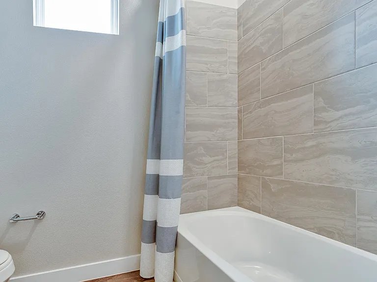 VLux Stoneridge — Photo 85