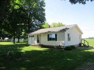 938 Division Rd, Sherwood, MI 49089