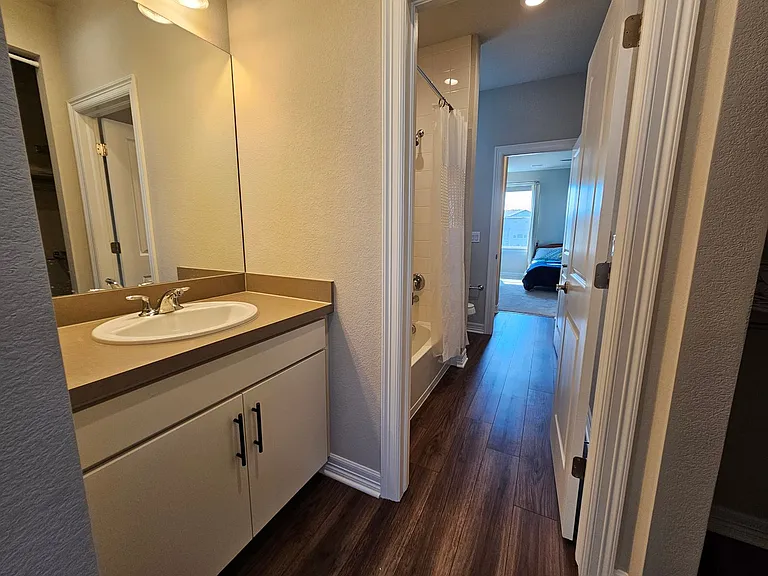 255 Rogers Ct — Photo 19