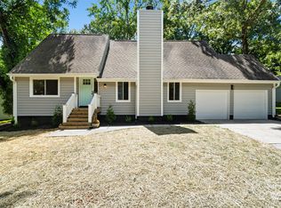 9514 Fairway Ridge Rd, Charlotte, NC 28277