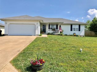 1425 Linda Cir, Lebanon, MO 65536