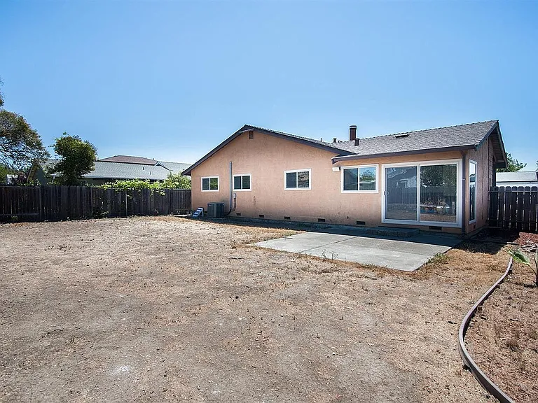 1208 Pheasant Dr — Photo 21