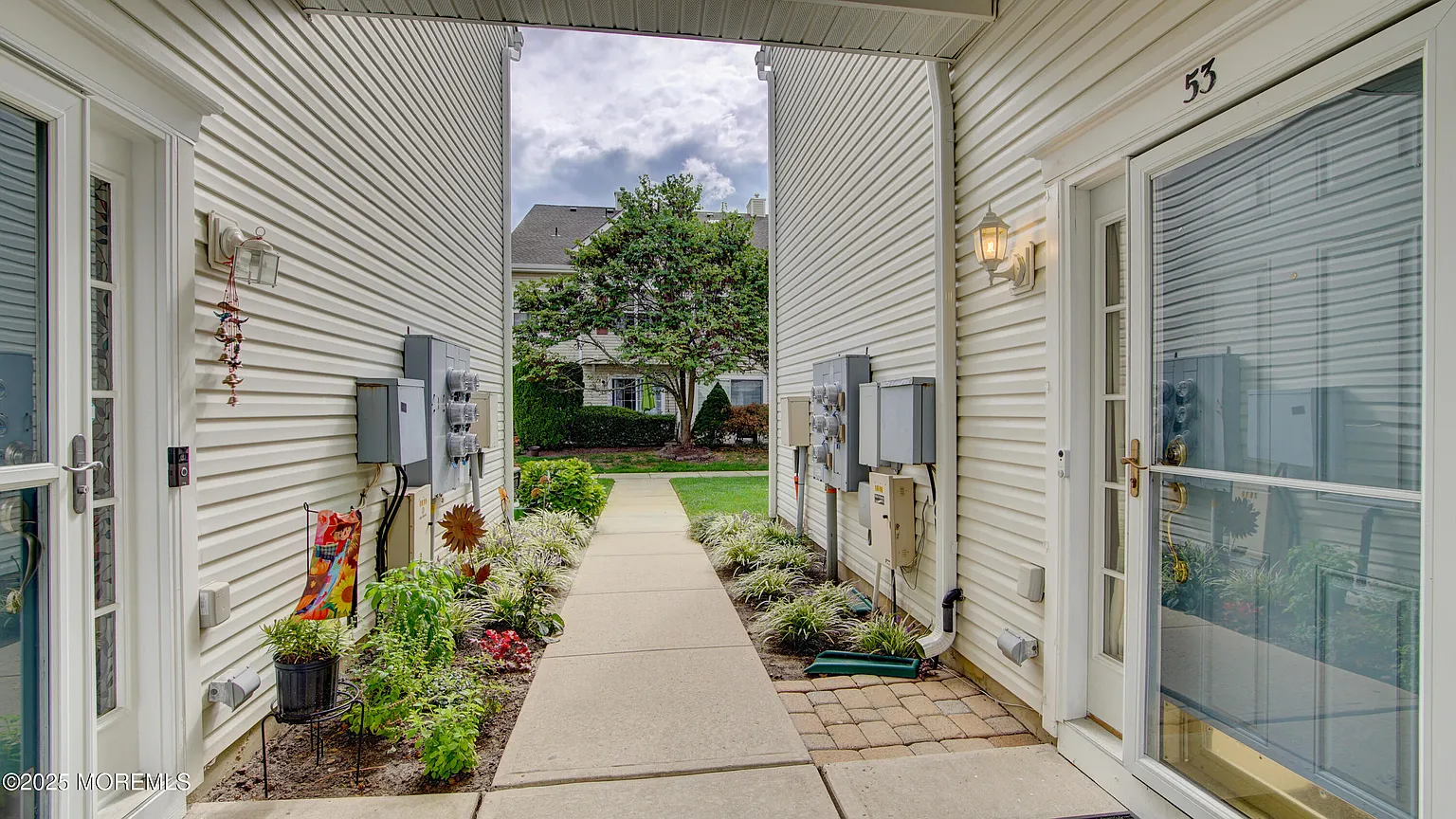 53 Winged Foot Court photo 1