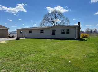 1624 E High Ave, New Philadelphia, OH 44663