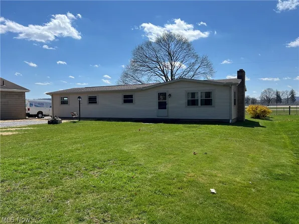 1624 E High Ave, New Philadelphia, OH 44663
