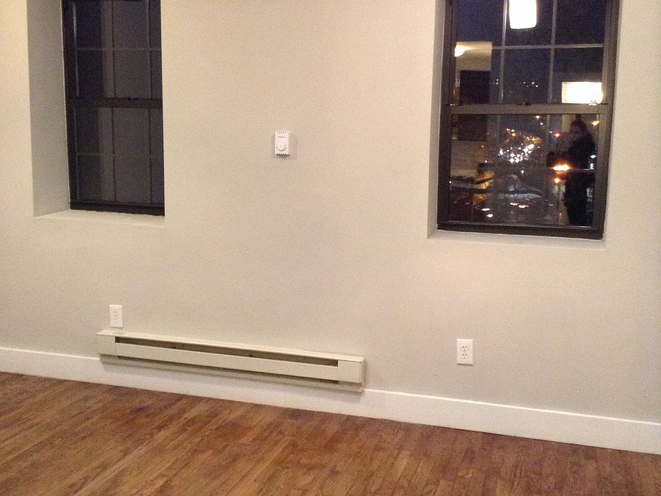 2nd image of 143 Lefferts Pl APT 4