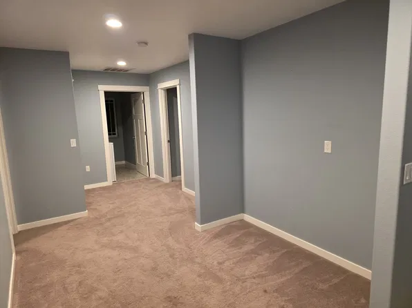 758 NE Cheyenne Dr, Redmond, OR 97756