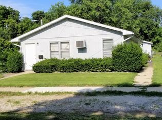 126 Cook St, Westville, IL 61883