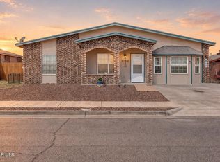 917 Brezo St, Horizon City, TX 79928