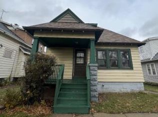 924 W Nash St, Milwaukee, WI 53206
