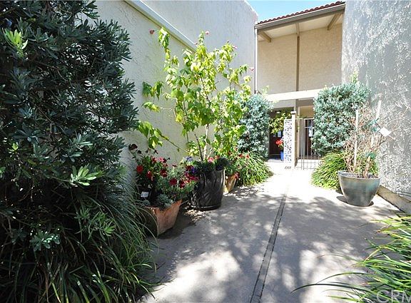 2nd image of 89 Cresta Verde Dr