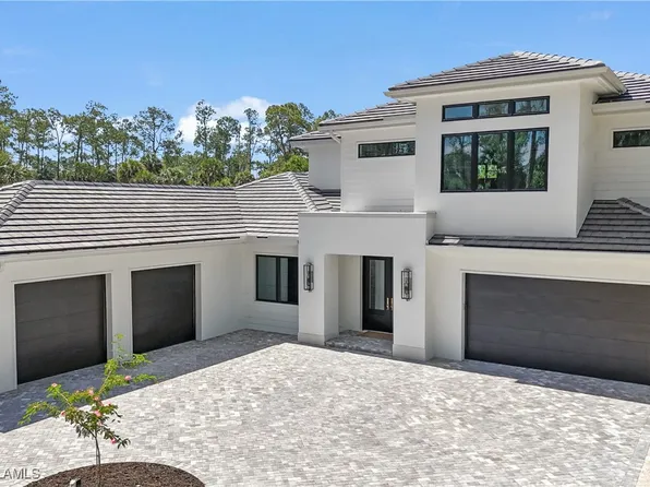 3632 Golden Gate Blvd W, Naples, FL 34120