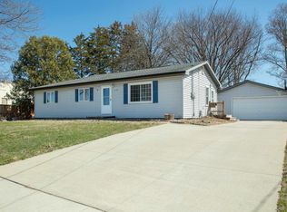 719 Progress Ave, Waterloo, IA 50701