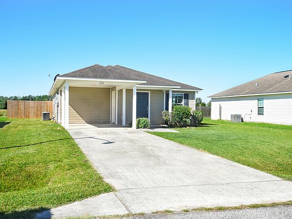 3rd image of 210 Coles Creek Dr