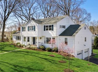 178 Taintor Dr, Southport, CT 06890