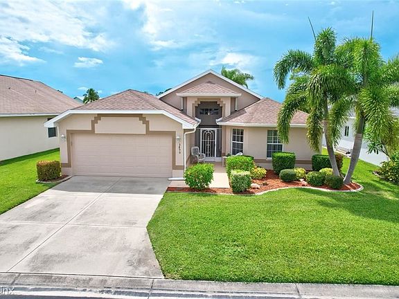2nd image of 3890 Schefflera Dr