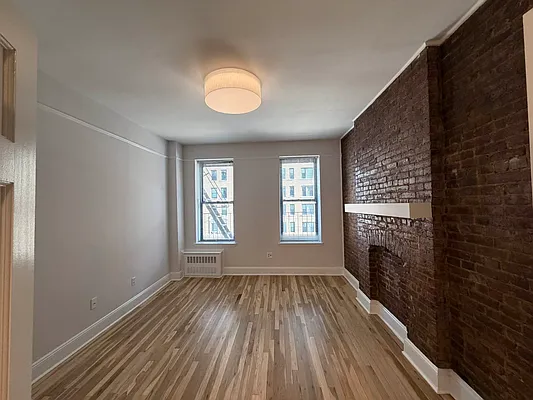 644 Amsterdam Avenue #4F