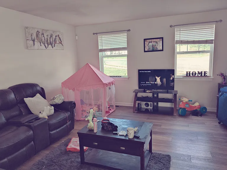 1137 Alder Ct — Photo 7