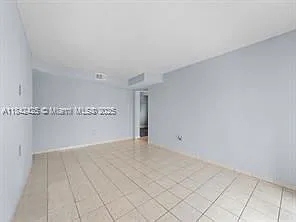 1820 W 53rd St — Photo 7