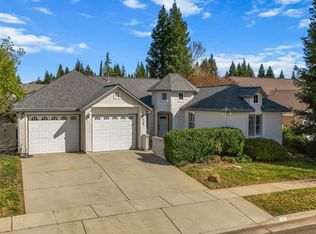 938 Leisha Ln, Redding, CA 96001