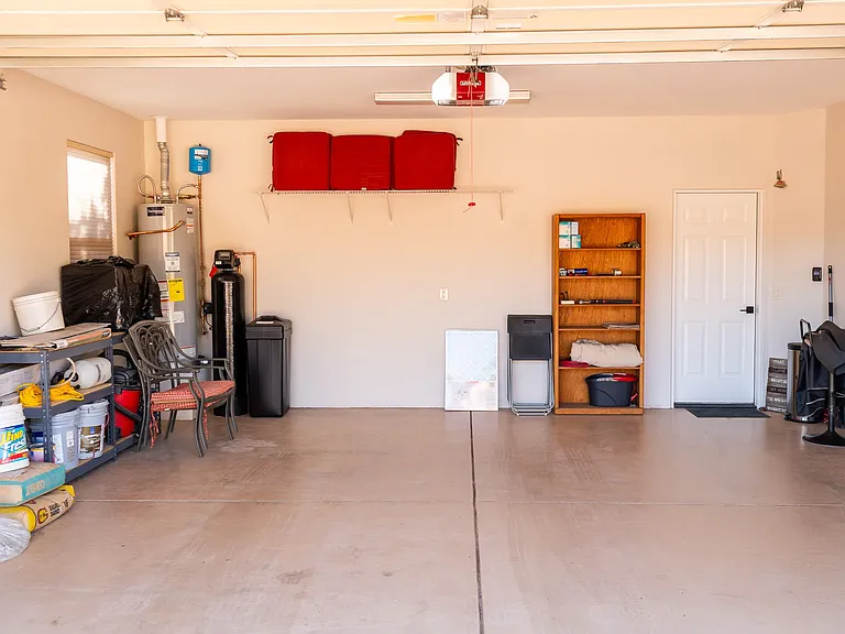 155 Quartz Dr — Photo 12