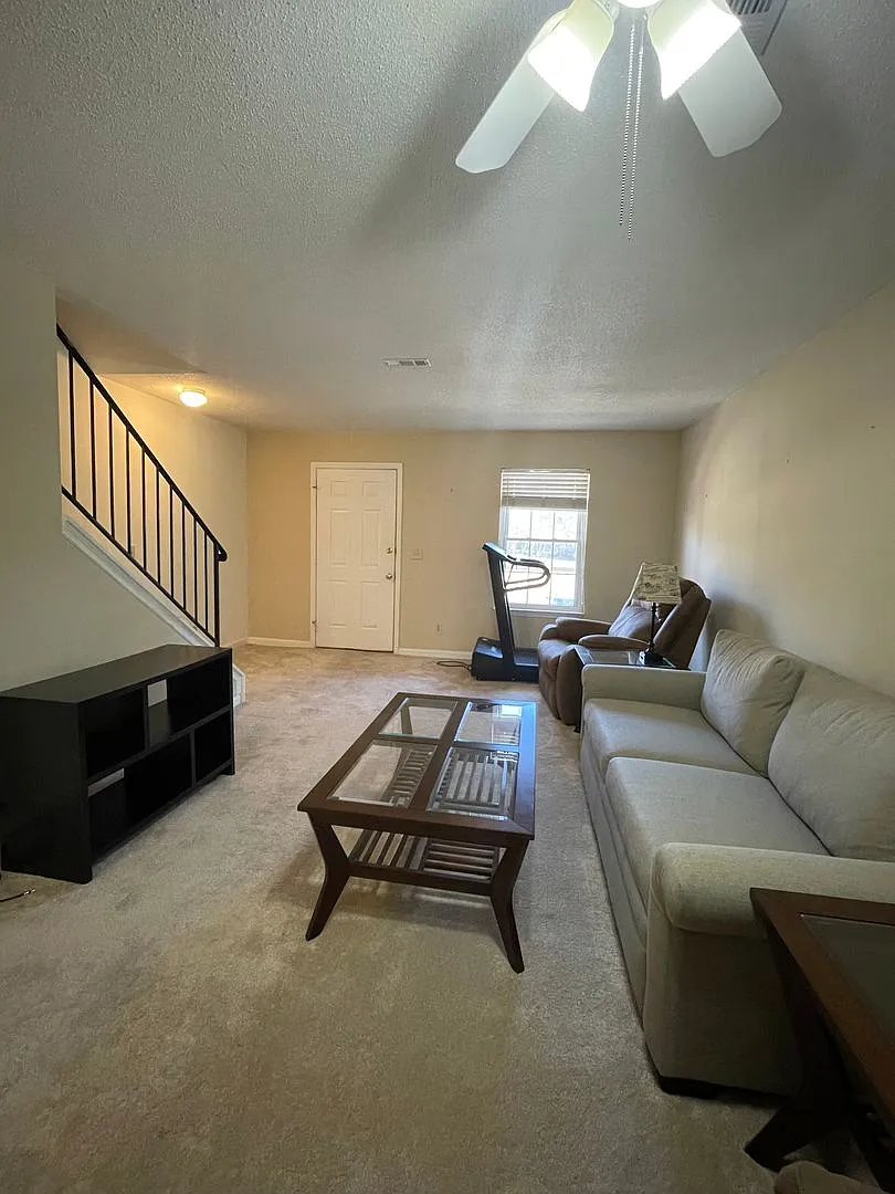 The Brookes Condos 10-11 — Photo 2