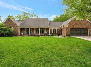 409 E Sherwin Dr, Urbana, IL 61802