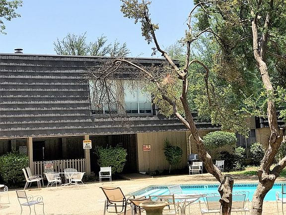 4th image of 2100 W Wadley Ave