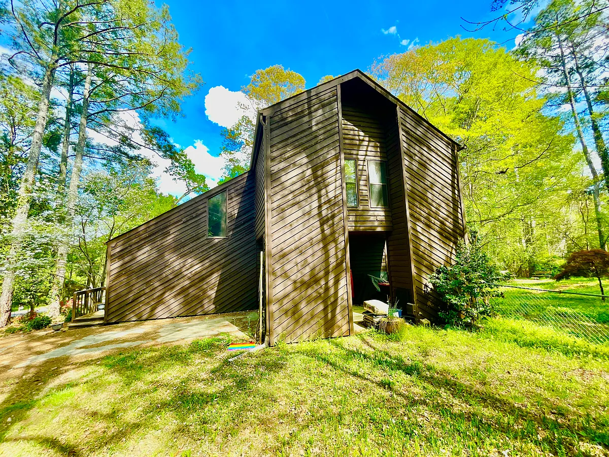 Building Photo - 150 Brookstone Dr