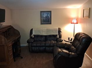 1388 Mill Springs Rd, Grand Ridge, FL 32442