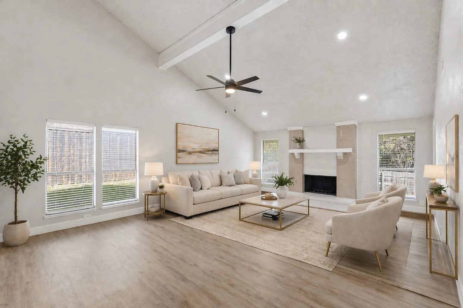 4 bed, 2.5 bath, 1941 sqft, $2,900 — Photo 2