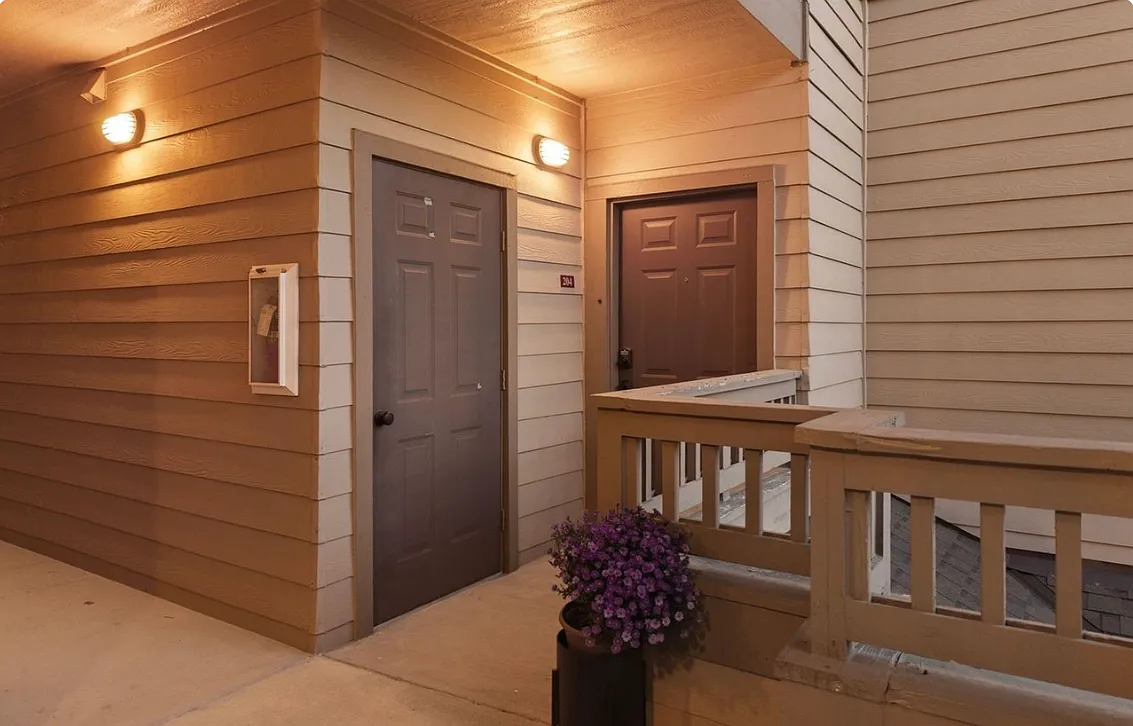 12770 Ironstone Way — Photo 3