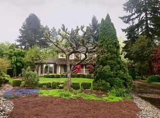 15217 NE 110th Pl, Redmond, WA 98052