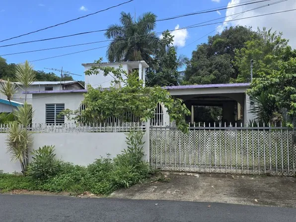 Sector Montebello Calle Candelaria #6-163, Toa Baja, PR 00949