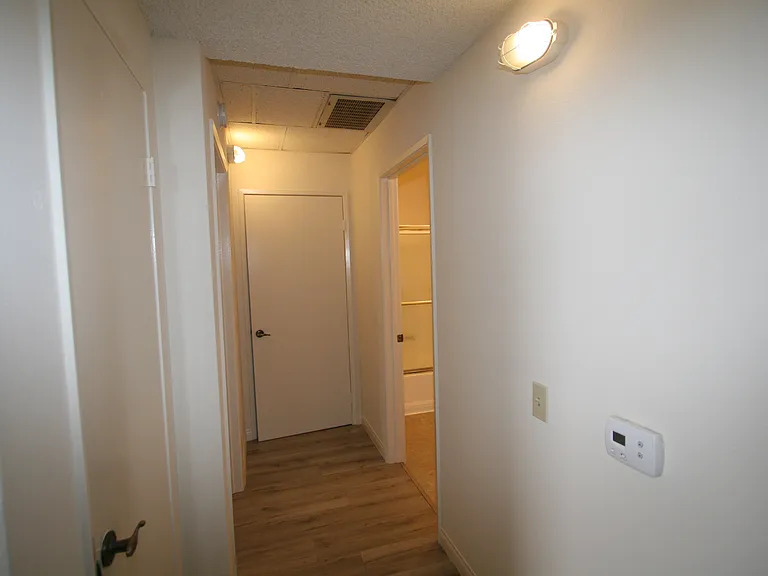 3637 Clarington Ave #202 — Photo 30