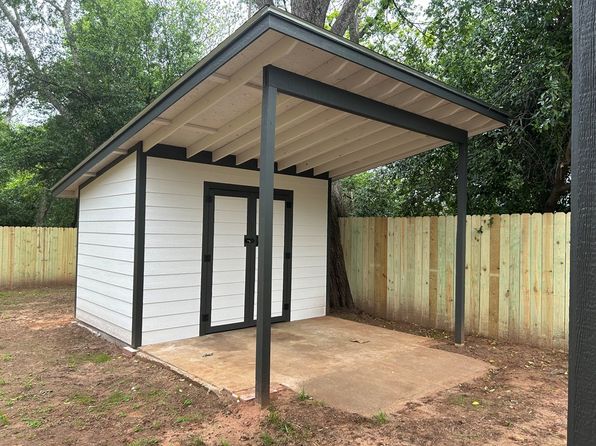 304 S Rogers St, Palestine, TX 75801