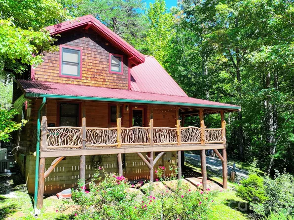 171 Camp Elliott Rd, Black Mountain, NC 28711