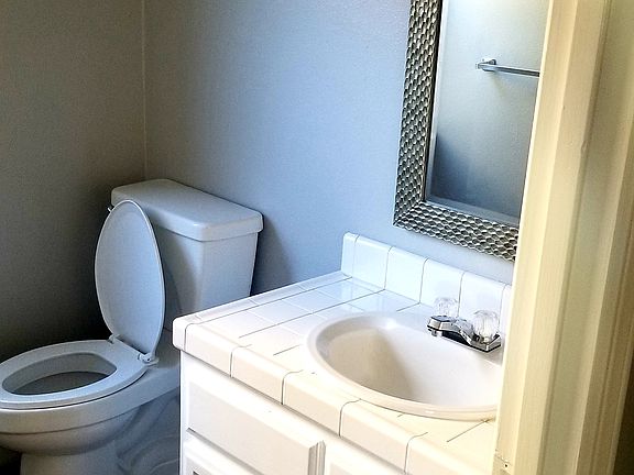 5th image of 1670 Las Brisas Dr