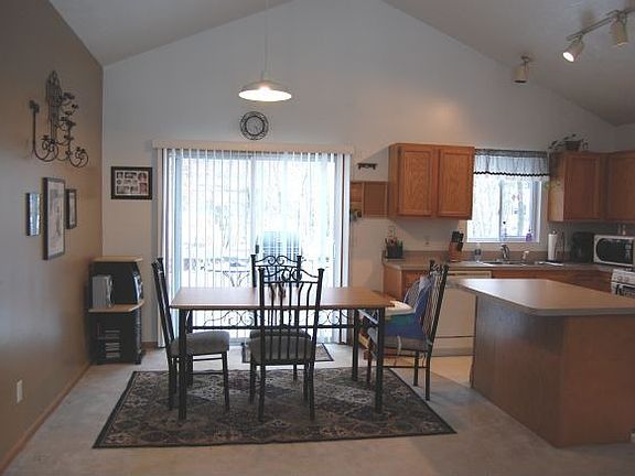 4th image of 8490 Cochise Dr