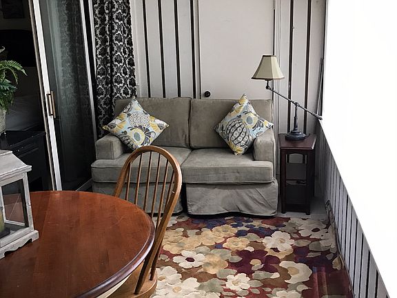 Sun Room or 2nd Bedroom 