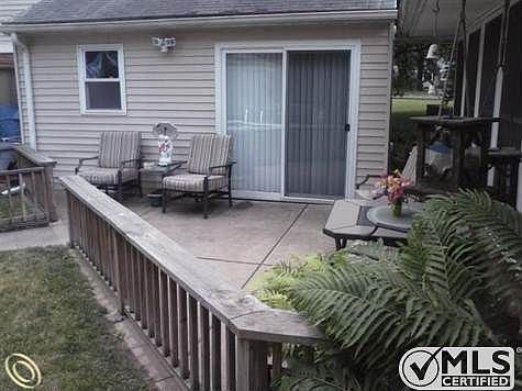 main pool patio.jpg