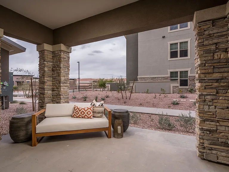 Springs at Red Mountain — Photo 36