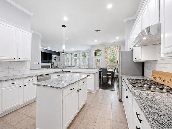 5th image of 6615 Greencreek Meadows Ln
