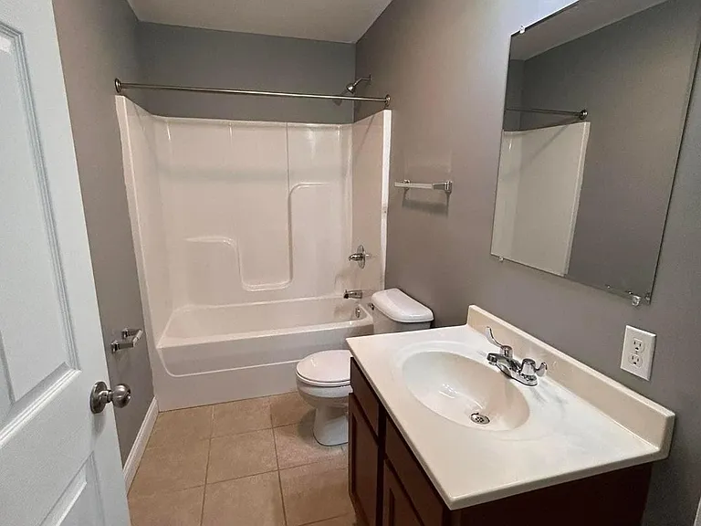 37 Dark Hollow Rd — Photo 6