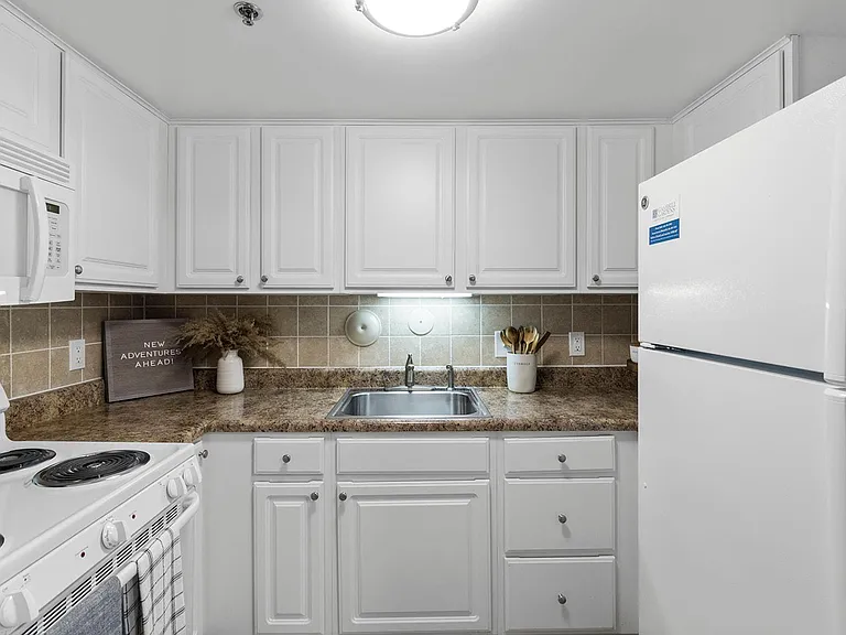 1 Strecker Rd — Photo 3