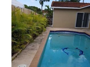 14453 SW 172nd Ln, Miami, FL 33177