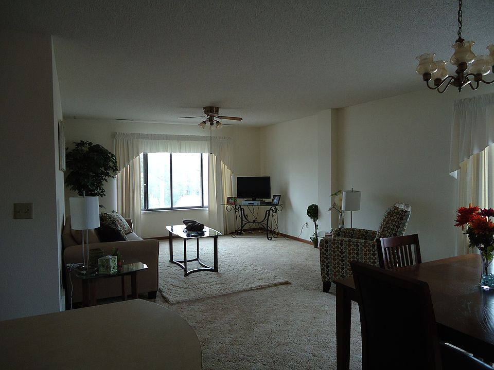 1st image of 619 Elm Ave APT 303