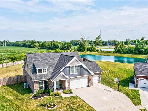 4th image of 6815 Creekview Ct W
